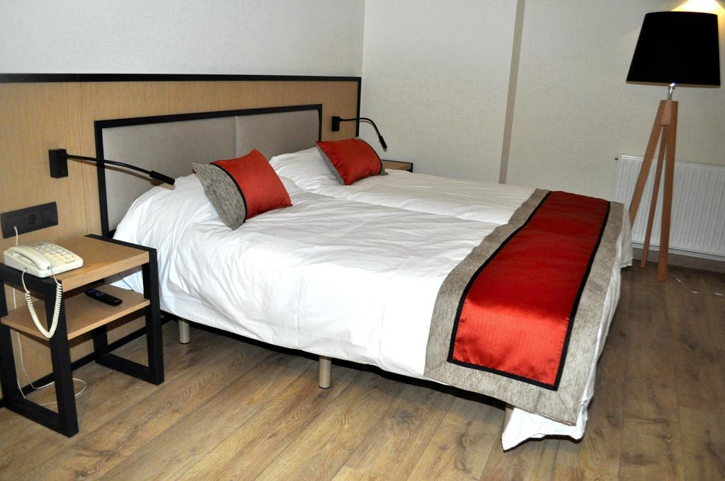 Hotel Sole La La Pobla de Segur Værelse billede
